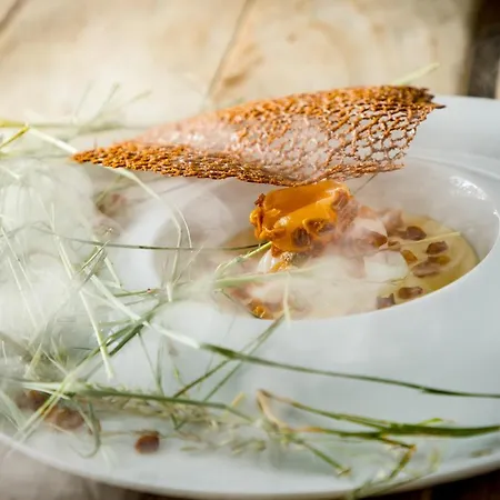 Restaurant Gastronomique La Huchette 3*