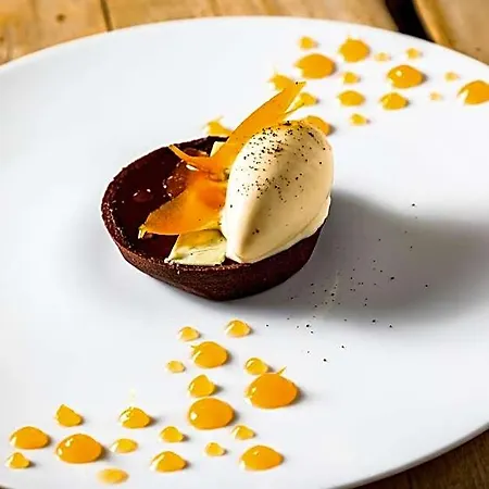 Hotel Restaurant Gastronomique La Huchette 3*