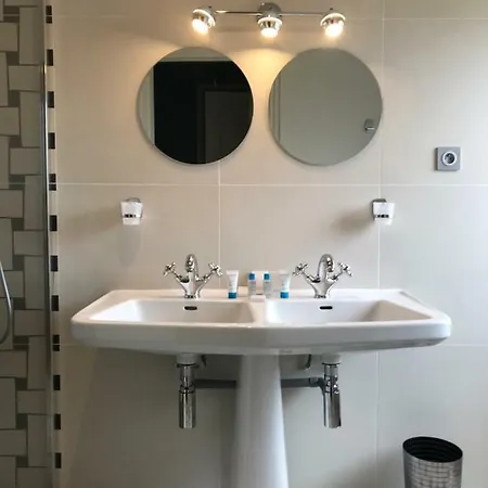 La Huchette Hotel 3*