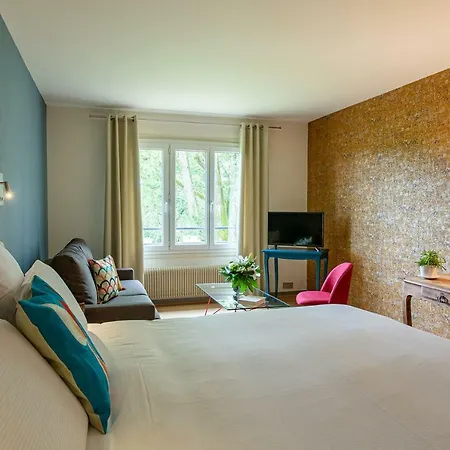 La Huchette 3*