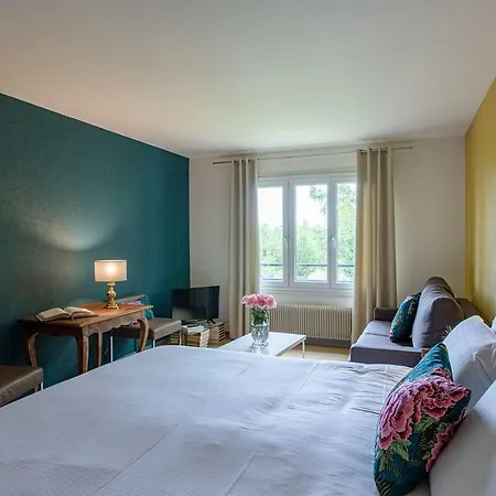 La Huchette Hotel Replonges